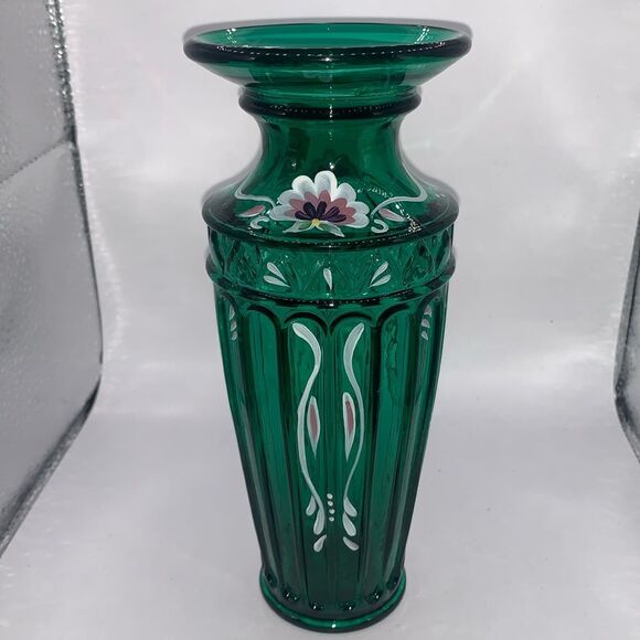 Fenton Other - Fenton Emerald Green Painted Vase QVC